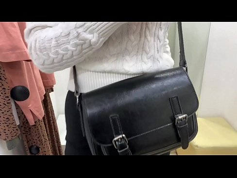 ❤️ Публична мастурбация на младата кучка FeralBerry с вибратор в стаята за обличане ️❌ Порно в bg.hdporn24.ru ❌️